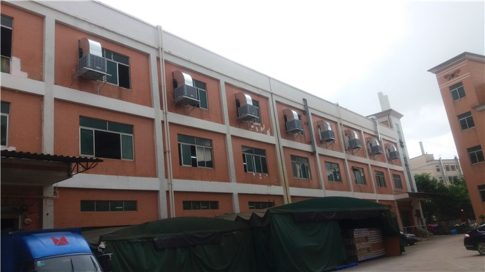 �S���������L(f��ng)�C(j��)���b�DƬ